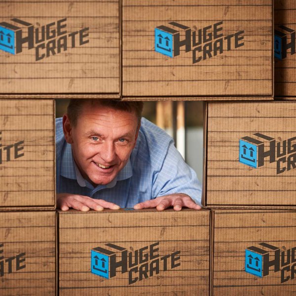 BOO09062016_51 large  09.06.16  London UK.Rob Stevenson - Huge Crate.Photo: Professional Images/@ProfImages